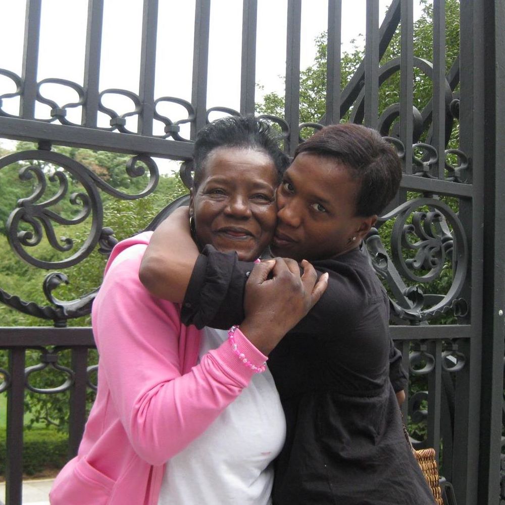 Meet your Posher, Latoya
